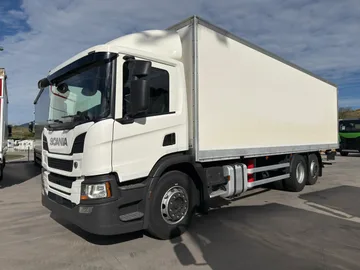 Превозник Камион Scania P360 у Vena Аустрија